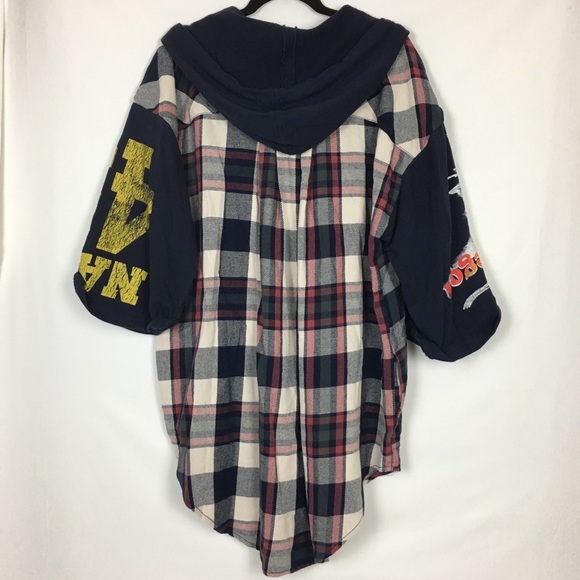 FREE PEOPLE // Oversized Plaid Hooded Shirt - Picture 3 of 7